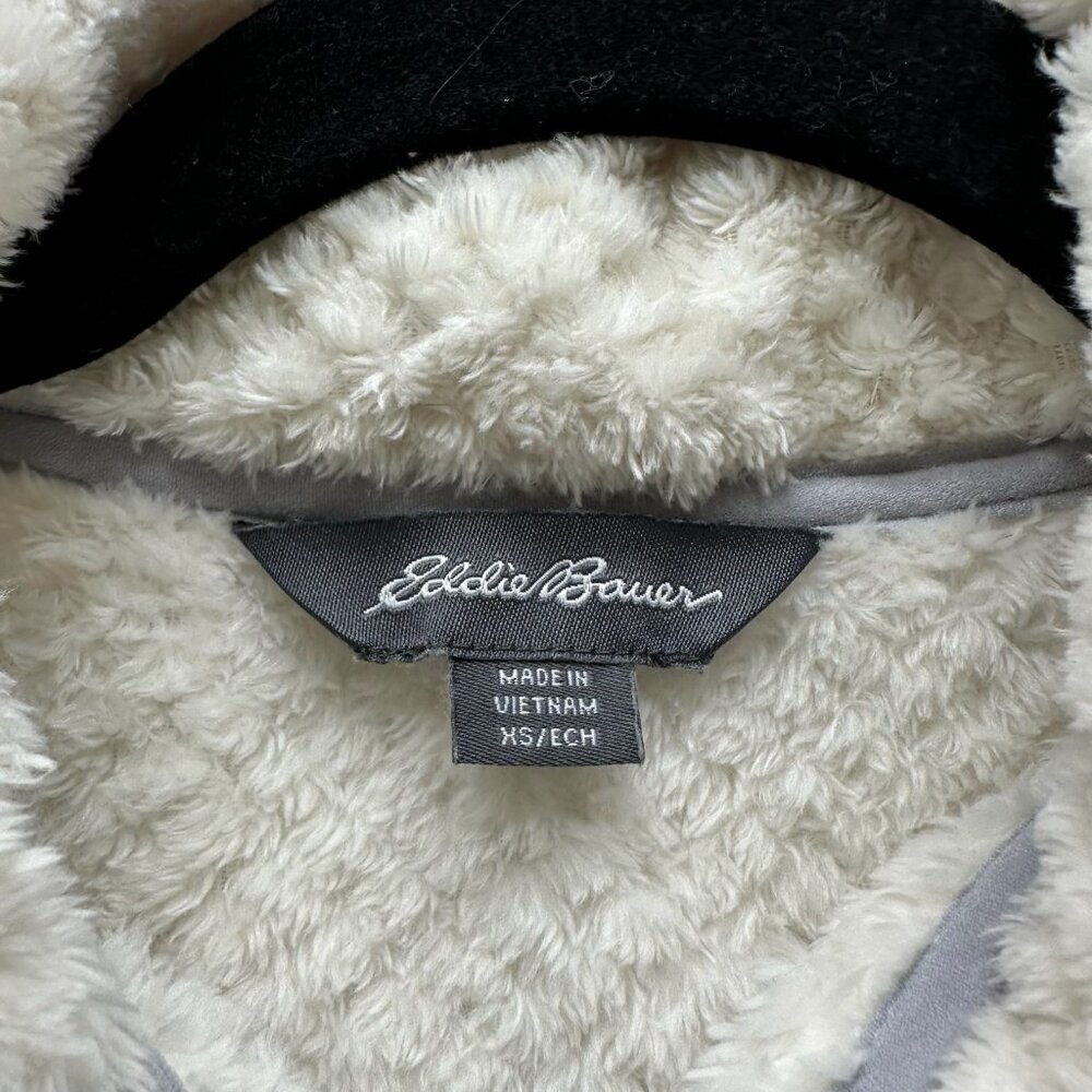 Eddie Bauer Sherpa Quilted Pullover Sweater Women M Snap Mock Neck Pockets Cream - Picture 10 of 11